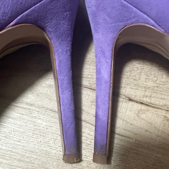 Sam Edelman Lavender Suede Pointed-Toe Stiletto Pumps - Picture 12 of 16